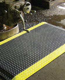 Diamond Plate / Knob Back Wet Area Anti-Fatigue Mat